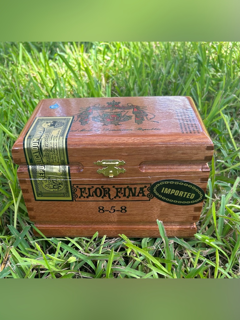 Arturo Fuente Flor Fina Cigar Box